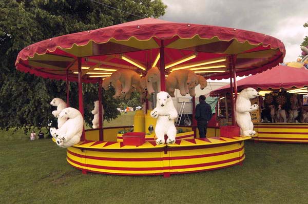 Picture © Peter Marshall, 2004