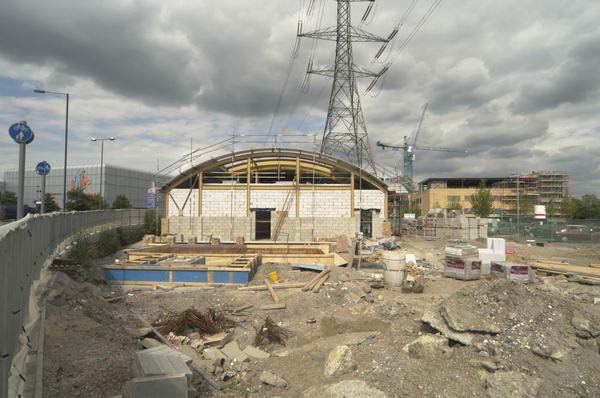 Picture © Peter Marshall, 2004