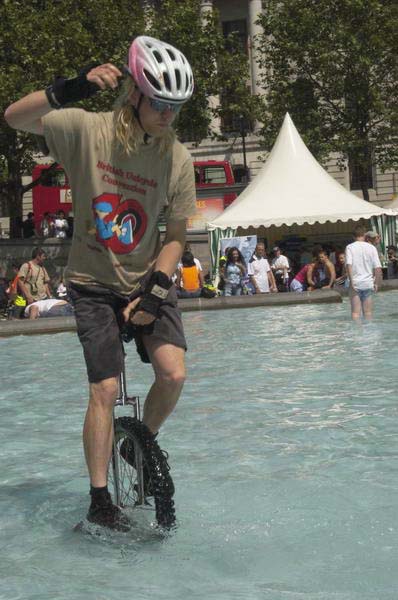 Picture © Peter Marshall, 2004