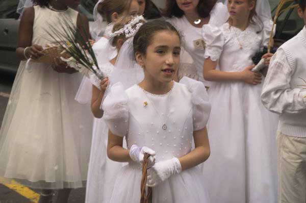 Picture © Peter Marshall, 2004