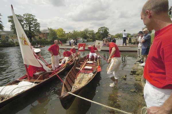 Picture © Peter Marshall, 2004