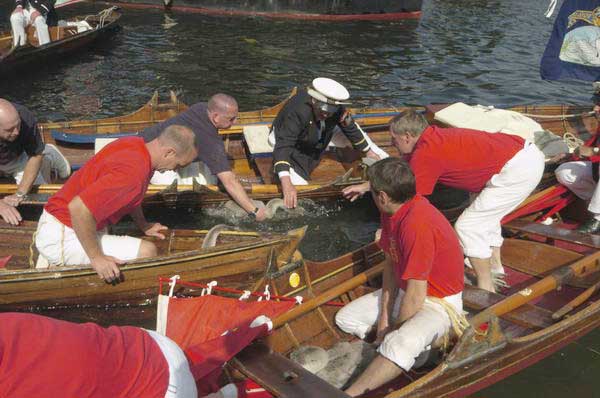 Picture © Peter Marshall, 2004