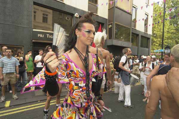 Picture © Peter Marshall, 2004