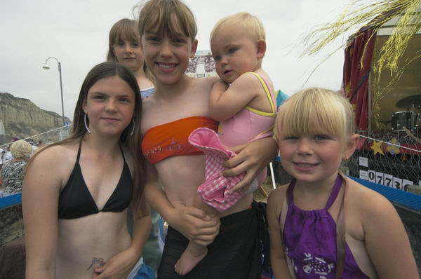 Picture © Peter Marshall, 2004