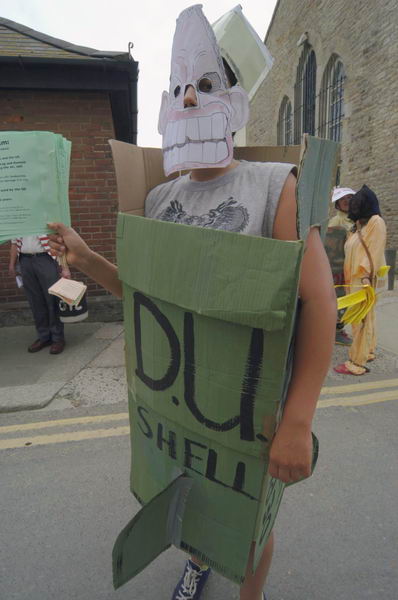 Picture © Peter Marshall, 2004