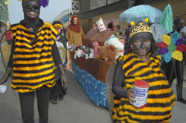 Picture © Peter Marshall, 2004