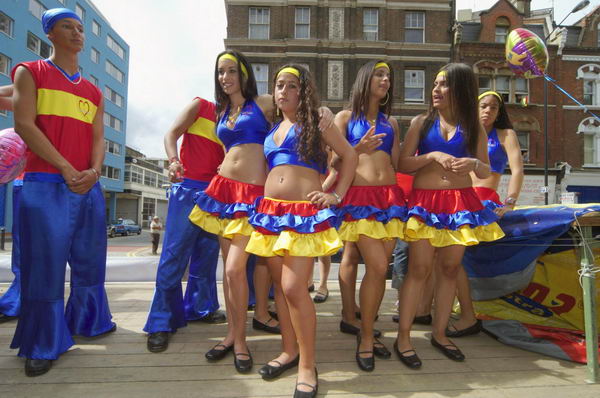 Picture © Peter Marshall, 2004