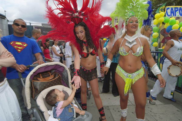 Picture © Peter Marshall, 2004