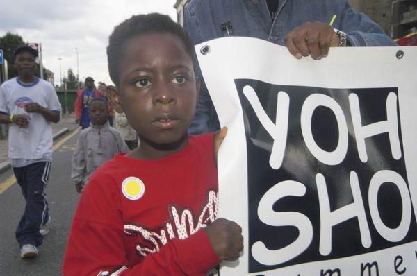 Picture © Peter Marshall, 2004