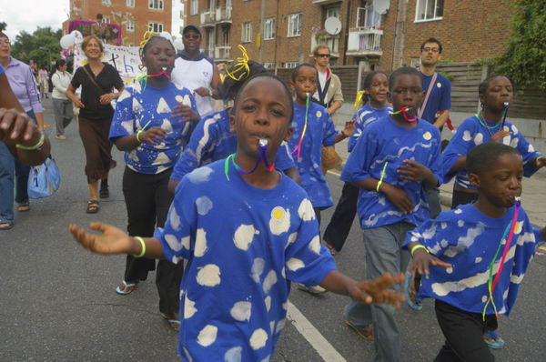 Picture © Peter Marshall, 2004