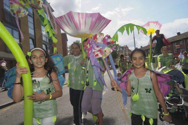 Picture © Peter Marshall, 2004