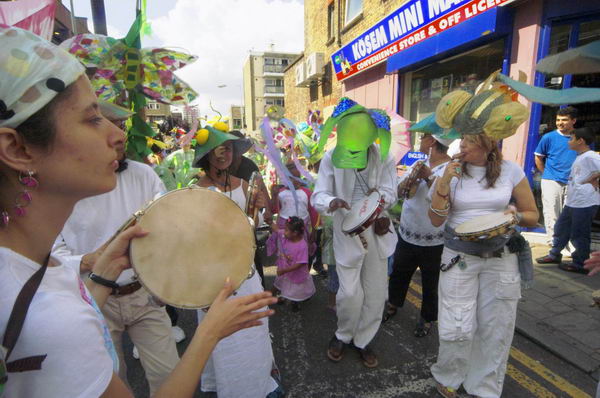 Picture © Peter Marshall, 2004