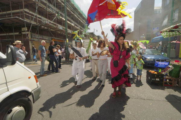 Picture © Peter Marshall, 2004