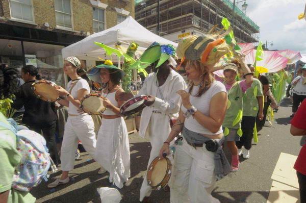 Picture © Peter Marshall, 2004