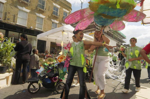 Picture © Peter Marshall, 2004