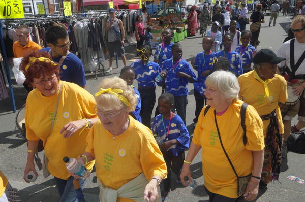 Picture © Peter Marshall, 2004