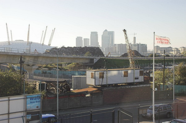 © 2005, Peter Marshall. See caption