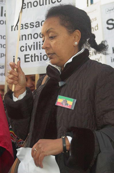 © 2005, Peter Marshall