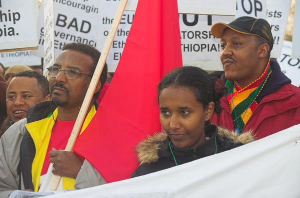 © 2005, Peter Marshall