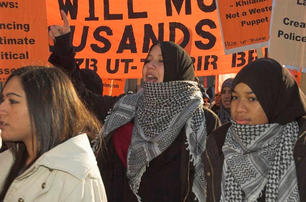 © 2005, Peter Marshall