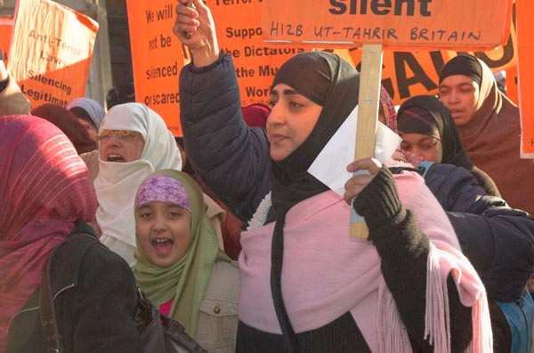 © 2005, Peter Marshall