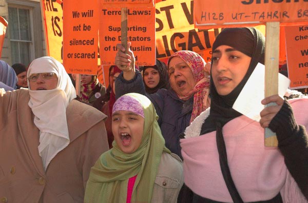 © 2005, Peter Marshall