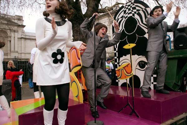 © 2006, Peter Marshall. New Year Parade