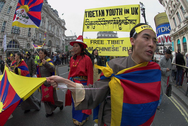 Tibet National Uprising Day March London © 2006, Peter Marshall