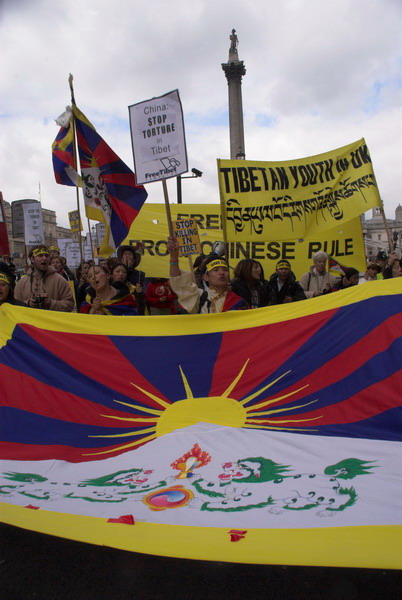 Tibet National Uprising Day March London © 2006, Peter Marshall