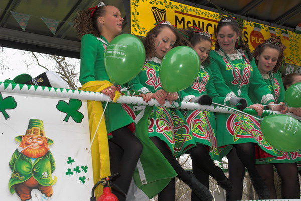 St Patrick's Day Parade, London © 2006, Peter Marshall