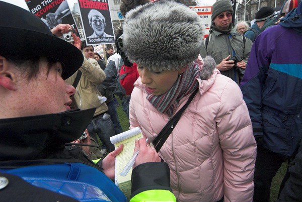 troops home from iraq © 2006, Peter Marshall