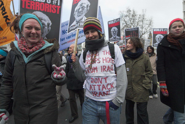 troops home from iraq © 2006, Peter Marshall