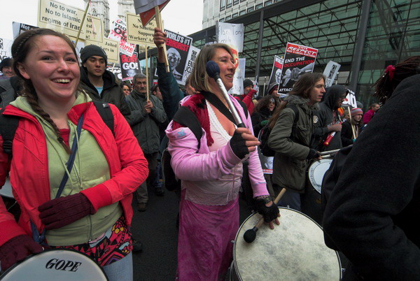 troops home from iraq © 2006, Peter Marshall