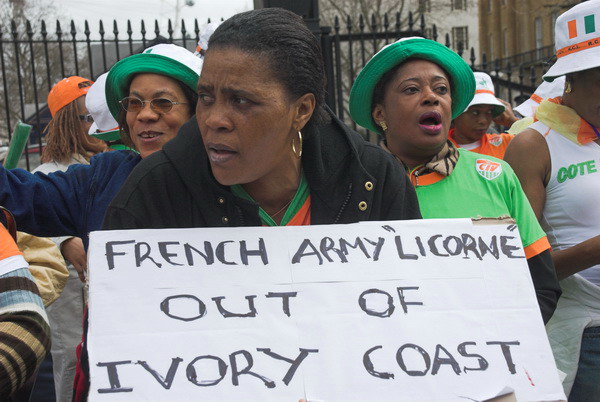 Ivorian Women Protest © 2006, Peter Marshall