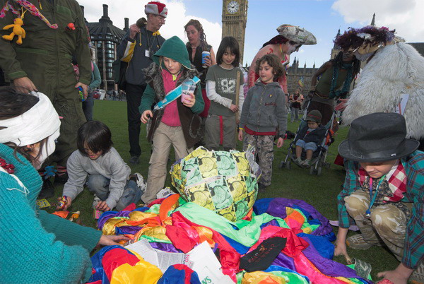 Fools Paradise Parade, London © 2006, Peter Marshall