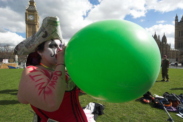 Fools Paradise Parade, London © 2006, Peter Marshall