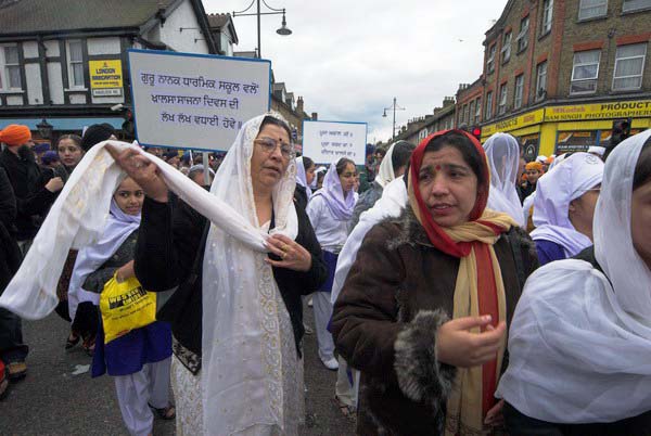 Vaisakhi in Southall © 2006, Peter Marshall
