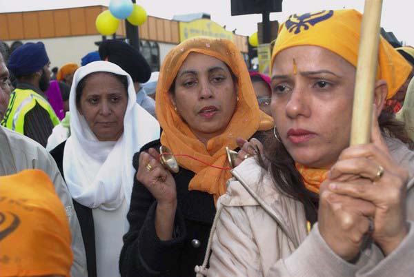 Vaisakhi in Southall © 2006, Peter Marshall