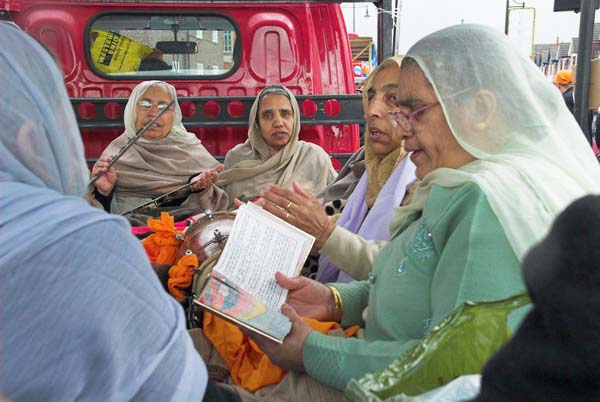 Vaisakhi in Southall © 2006, Peter Marshall