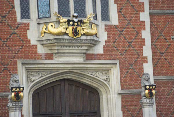 Vauxhall to Battersea © 2006, Peter Marshall