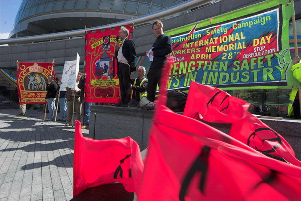 Workers Memorial Day © 2006, Peter Marshall