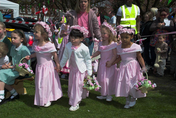 Banstead May Fayre © 2006, Peter Marshall