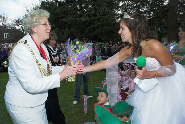 Banstead May Fayre © 2006, Peter Marshall
