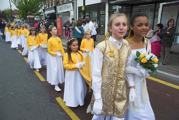 Chislehurst May Queen Ceremony © 2006, Peter Marshall