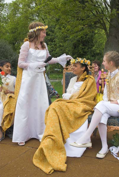 Chislehurst May Queen Ceremony © 2006, Peter Marshall