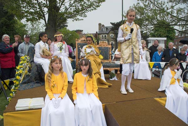 Chislehurst May Queen Ceremony © 2006, Peter Marshall