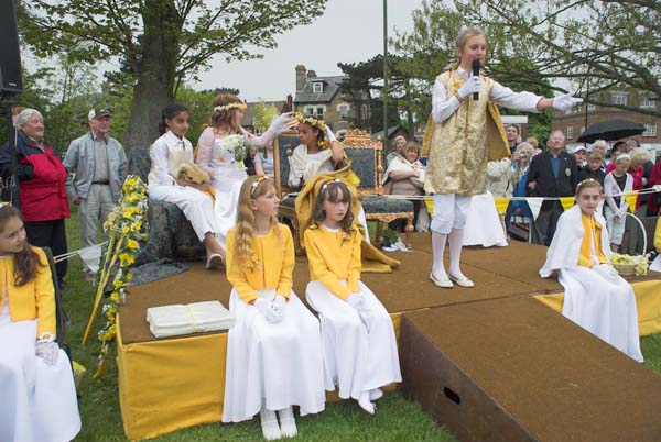 Chislehurst May Queen Ceremony © 2006, Peter Marshall