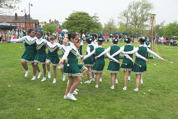 Chislehurst May Queen Ceremony © 2006, Peter Marshall