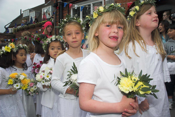 Brentham Centenary May Day Festivities © 2006, Peter Marshall