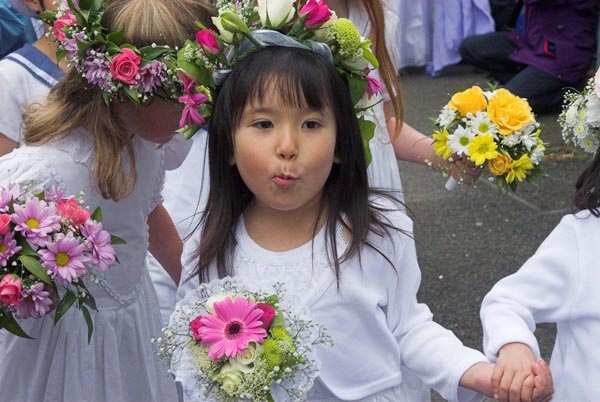 Brentham Centenary May Day Festivities © 2006, Peter Marshall